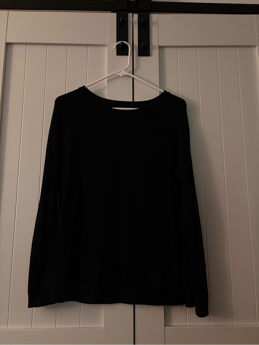 Sonoma Black Long-Sleeve Crewneck Top